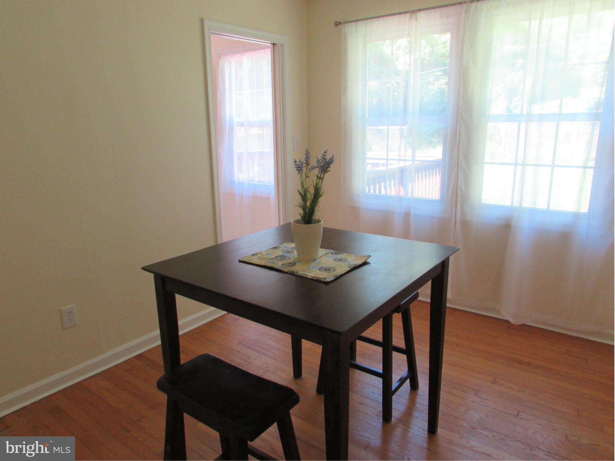 404 Nottingham Road Baltimore, MD 21229 - Photo 5 of 23 Dining Room