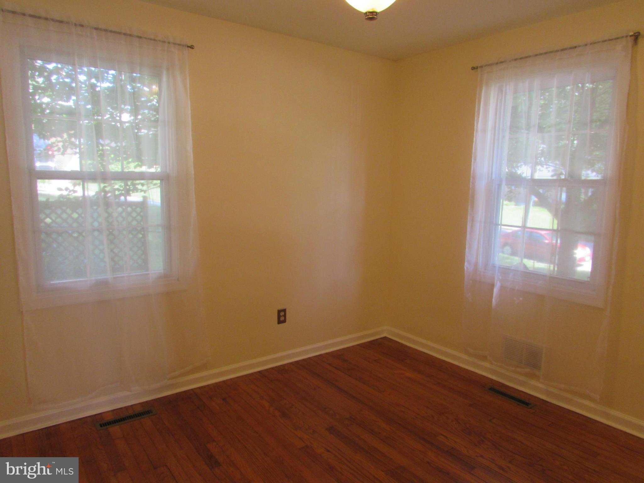 404 Nottingham Road Baltimore, MD 21229 - Photo 9 of 23 Bedroom