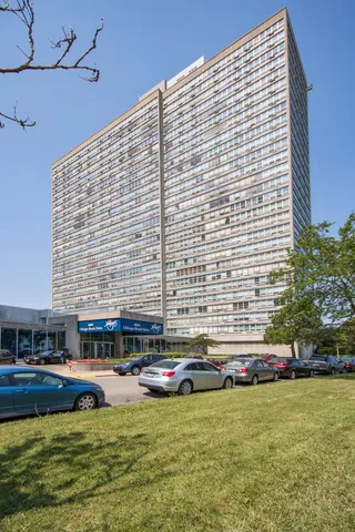 $169,900 | 4800 South Chicago Beach Drive, Unit 2311N, Chicago, IL 60615