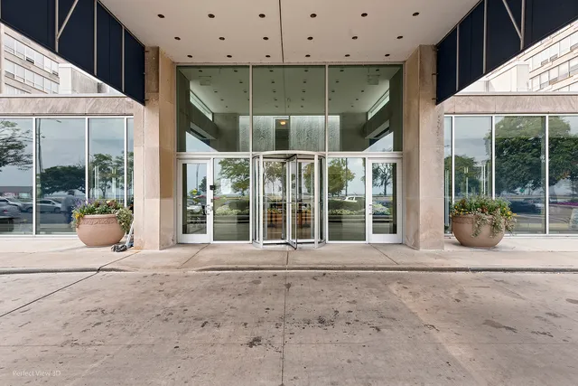 $169,900 | 4800 South Chicago Beach Drive, Unit 2311N, Chicago, IL 60615