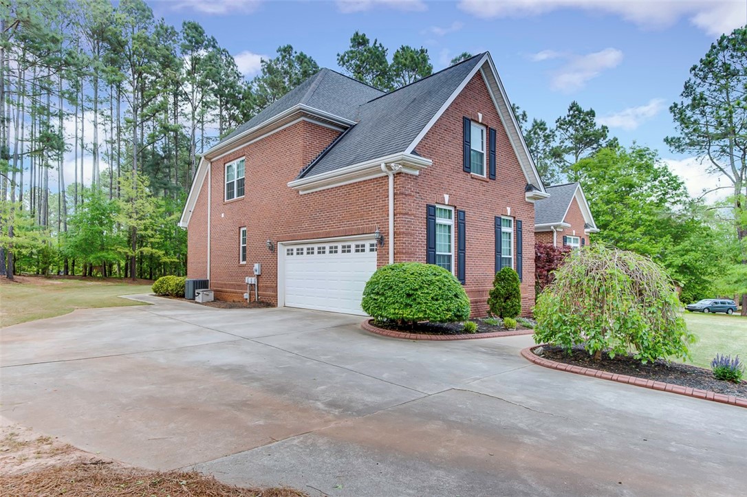136 Port Royal Anderson, SC 29621 - Photo 3 of 33 Gallery Image 3