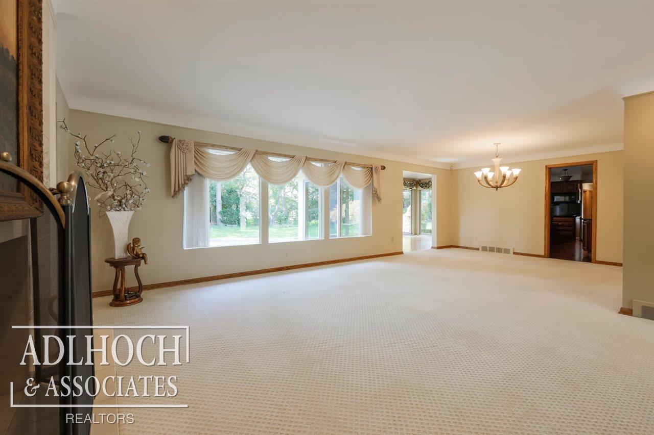 35 Clairview Road Grosse Pointe Shores, MI 48236 - Photo 9 of 29