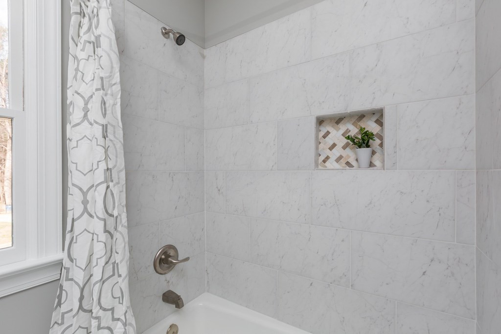 5304 Fairmead Circle Raleigh, NC 27613 - Photo 12 of 17 Photo 12