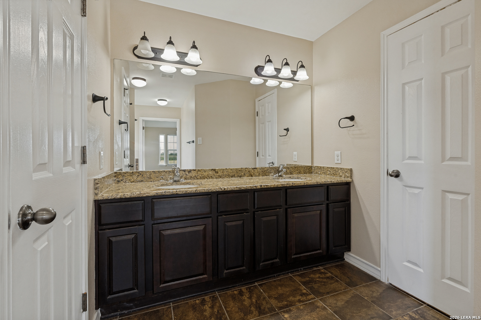 2512 Schwab Road Seguin, TX 78155 - Photo 15 of 39
