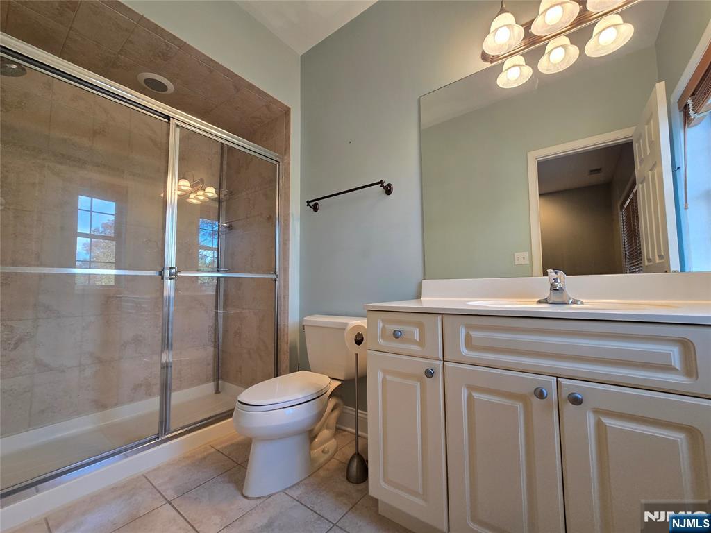 109 Hawthorne Avenue, Unit 109C Park Ridge, NJ 07656 - Photo 18 of 25