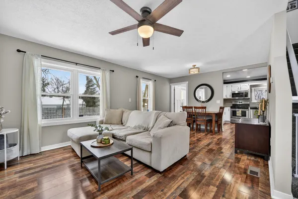 $189,900 | 560 Paris Avenue, Lansing, MI 48910