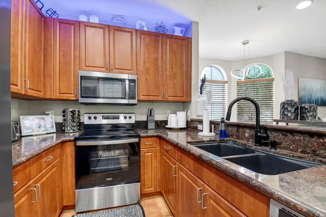 $3,175 | 1371 Vía De Pepi, Boynton Beach, FL 33426