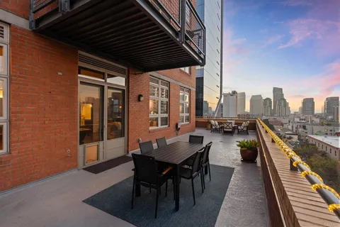 $1,295,000 | 877 Island Avenue, Unit 701, San Diego, CA 92101