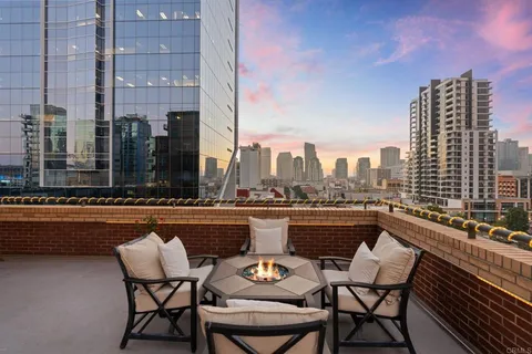 $1,295,000 | 877 Island Avenue, Unit 701, San Diego, CA 92101