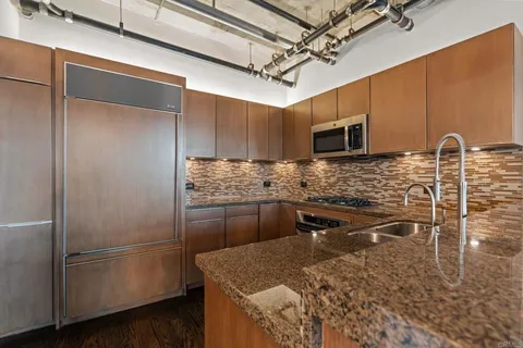 $1,295,000 | 877 Island Avenue, Unit 701, San Diego, CA 92101