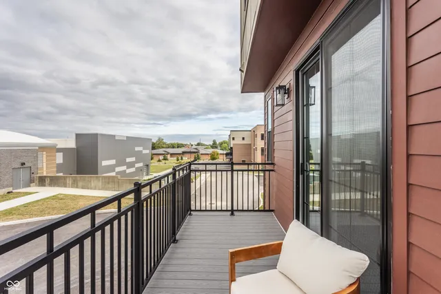 $319,000 | 432 South Meridian Street, Greenwood, IN 46142