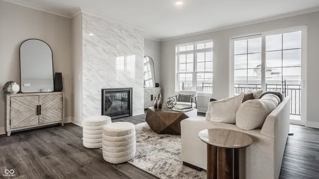 $319,000 | 432 South Meridian Street, Greenwood, IN 46142