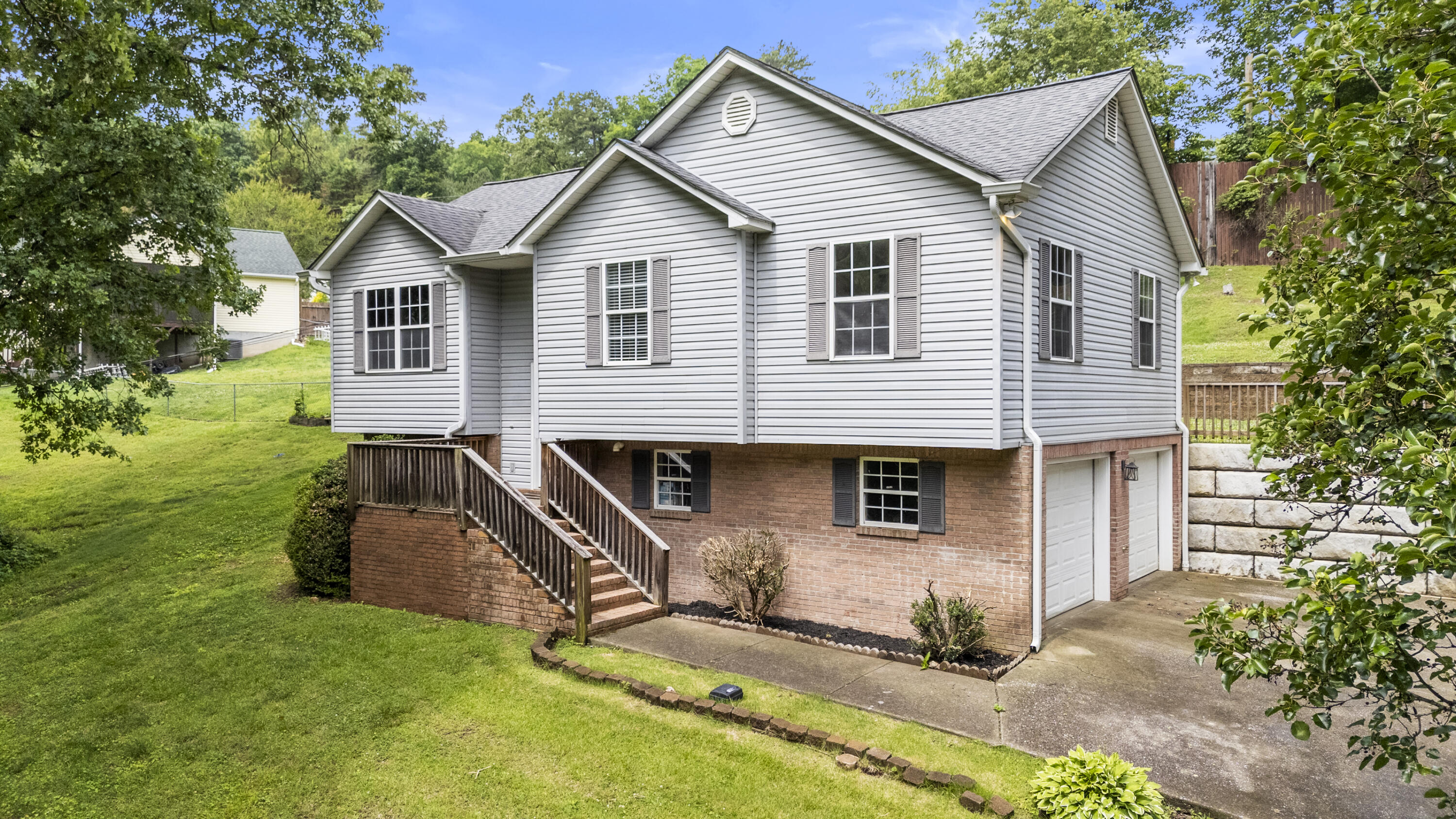 995 Ross Hollow Road Ringgold, GA 30736 - Photo 2 of 32 Front of the House