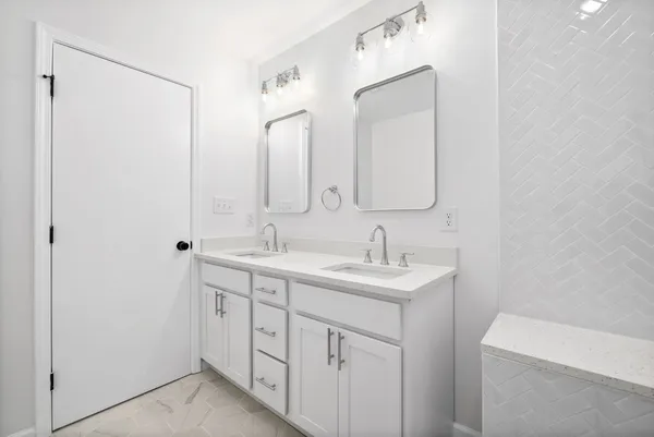 $2,000 | 1581 Freestone Drive, Clarksville, TN 37042