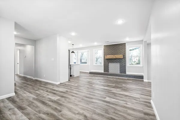 $2,000 | 1581 Freestone Drive, Clarksville, TN 37042