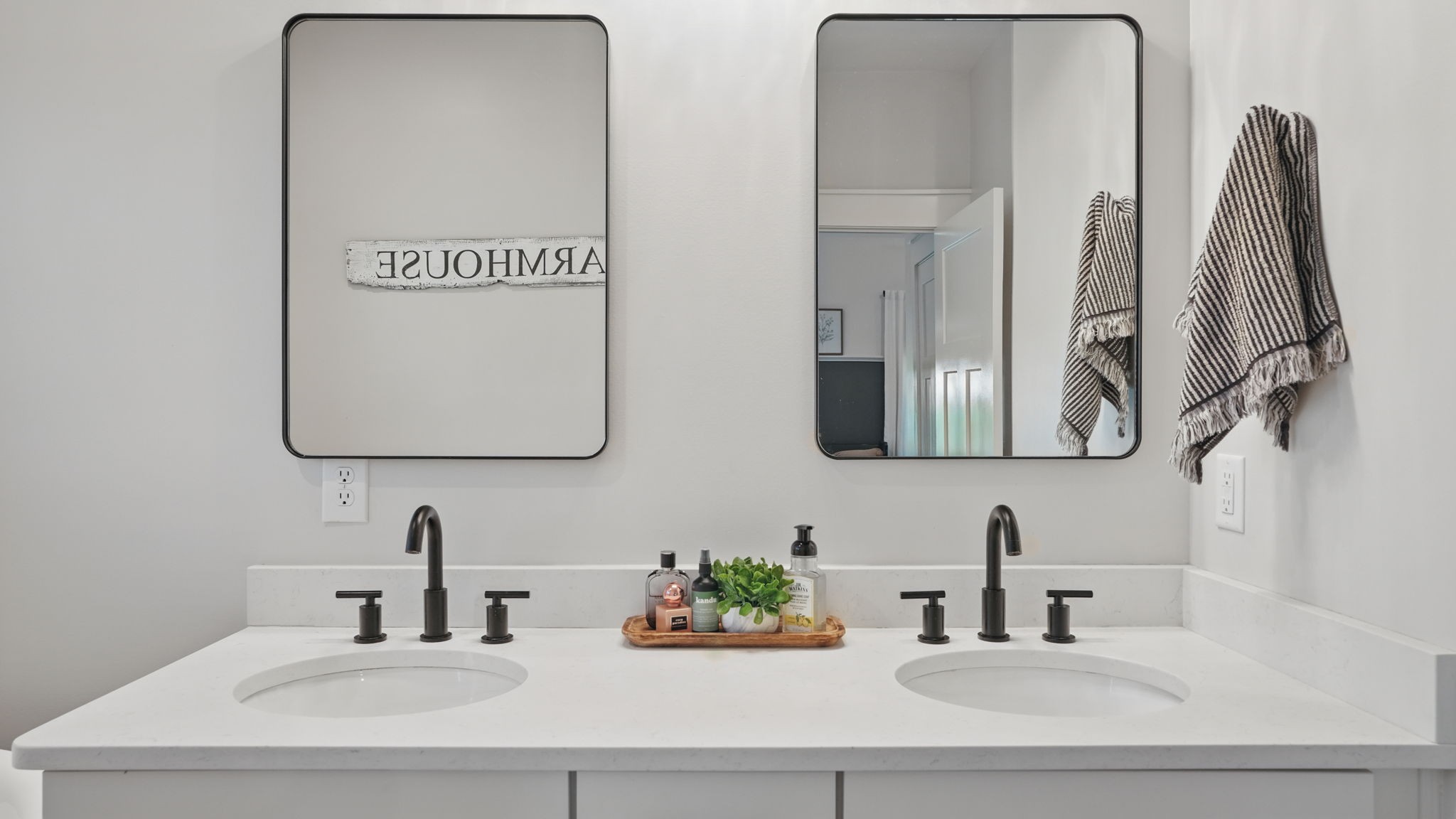 211 Claypool Road Bethpage, TN 37022 - Photo 20 of 73 a bathroom with a sink and a mirror