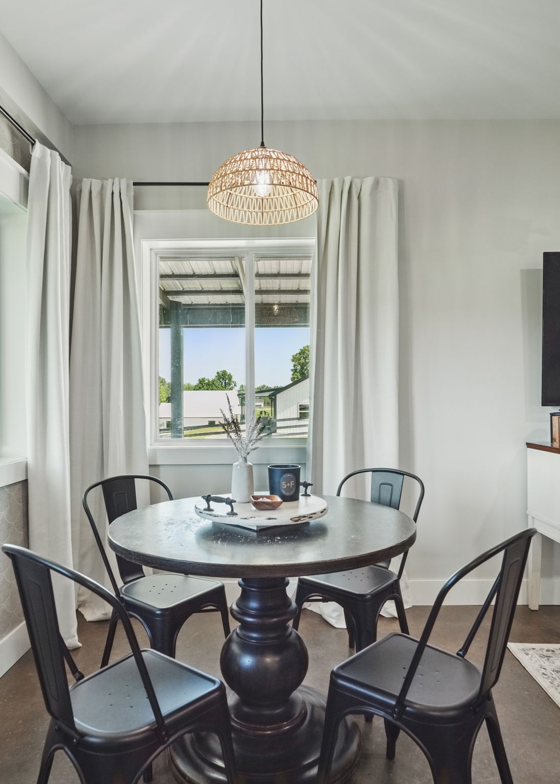 211 Claypool Road Bethpage, TN 37022 - Photo 33 of 73 a view of a dining room with furniture window and outside view