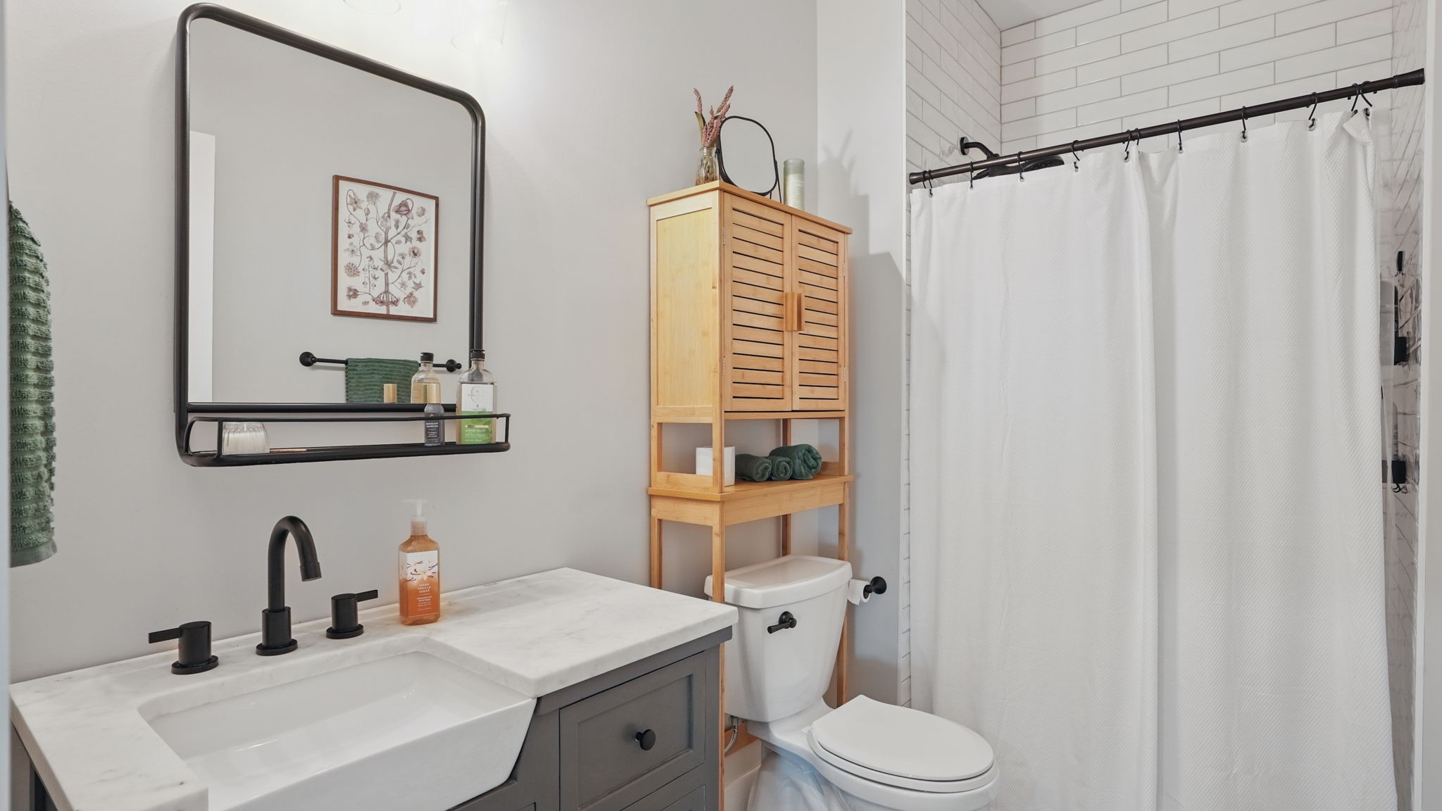 211 Claypool Road Bethpage, TN 37022 - Photo 38 of 73 a bathroom with a sink a toilet and shower
