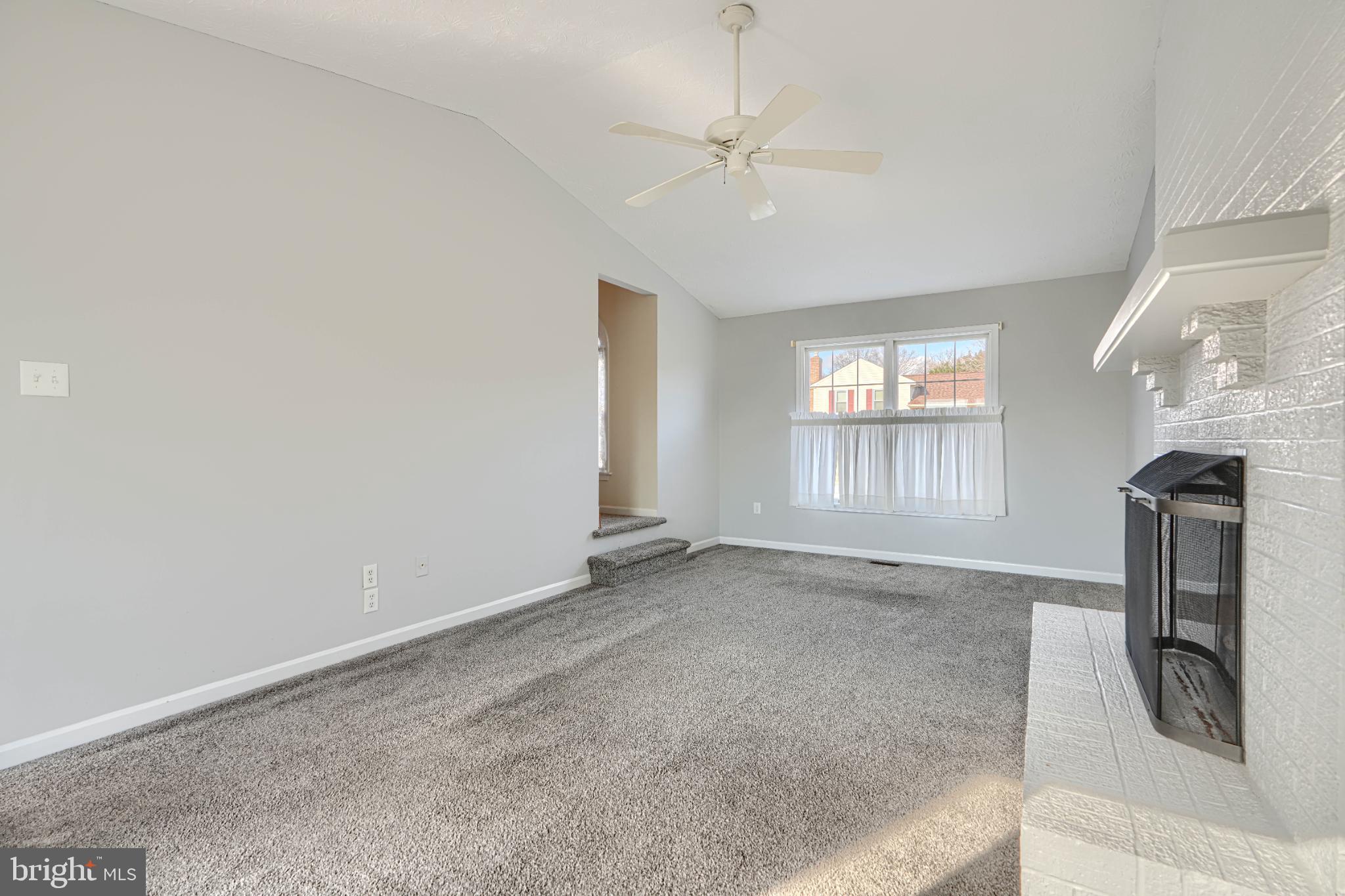 9213 Ramblebrook Road Nottingham, MD 21236 - Photo 5 of 51 Spacious, light-filled living area awaits you.