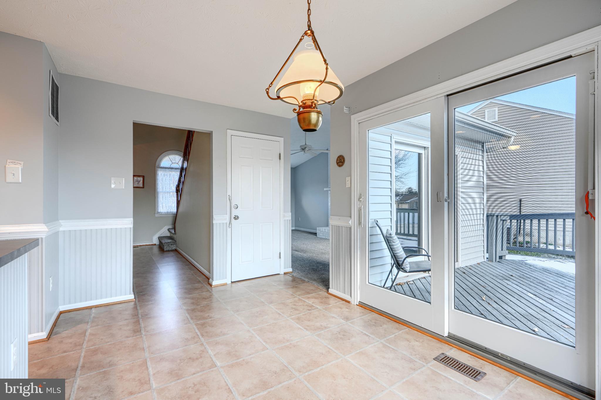 9213 Ramblebrook Road Nottingham, MD 21236 - Photo 10 of 51 Breakfast area with sliders