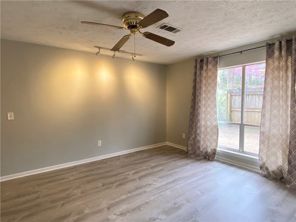 1105 Rustic Ridge Road Auburn, AL 36830 - Photo 7 of 32 Gallery Image 7