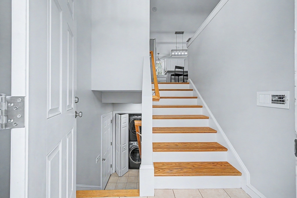 7 Cadman Street Worcester, MA 01604 - Photo 24 of 42