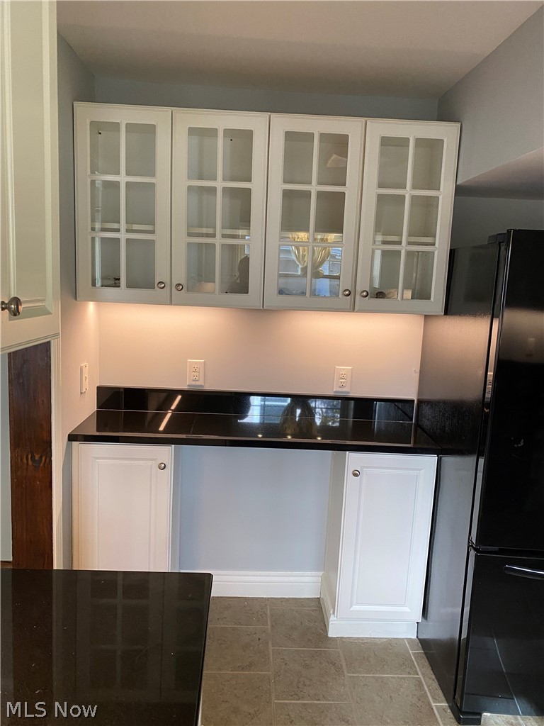 2660 South Taylor Road Cleveland, OH 44118 - Photo 11 of 30