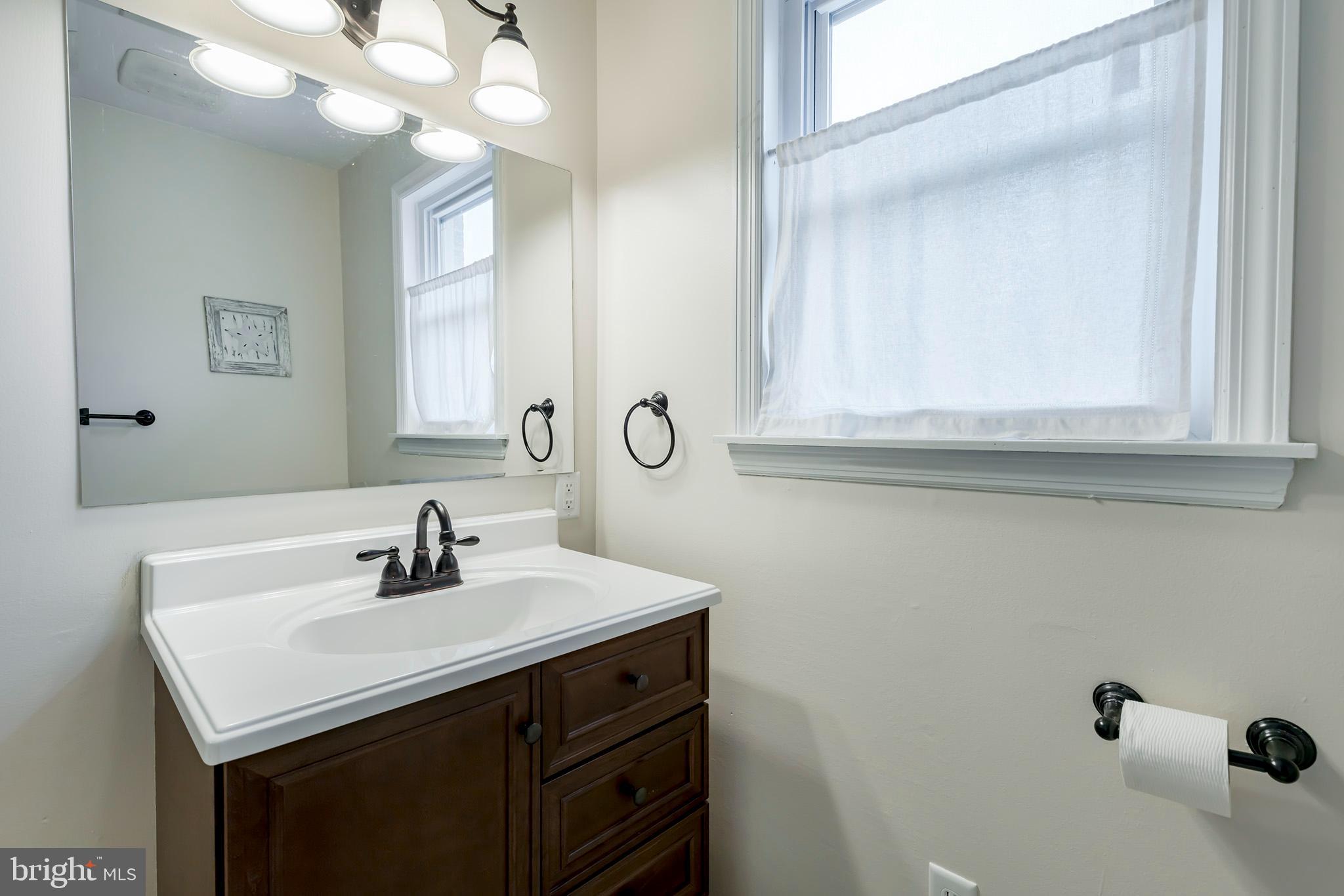 2075 Spooky Nook Road Mount Joy, PA 17552 - Photo 11 of 25 1st Floor Full Bathroom