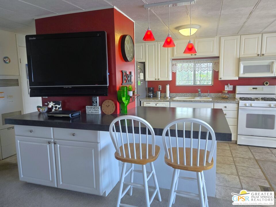 16620 El Segundo Way Desert Hot Springs, CA 92241 - Photo 10 of 68