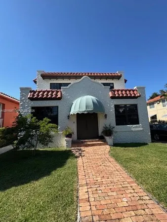 $1,200 | 1617 Northwest 8th Street, Unit STUDIO B, Miami, FL 33125