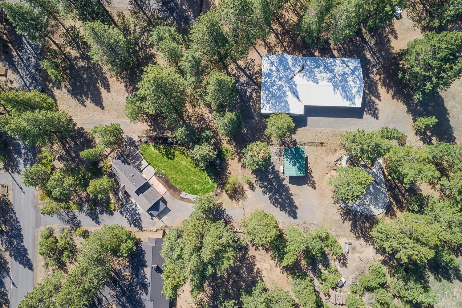 19197 Choctaw Road Bend, OR 97702 - Photo 23 of 25 Gallery Image 23
