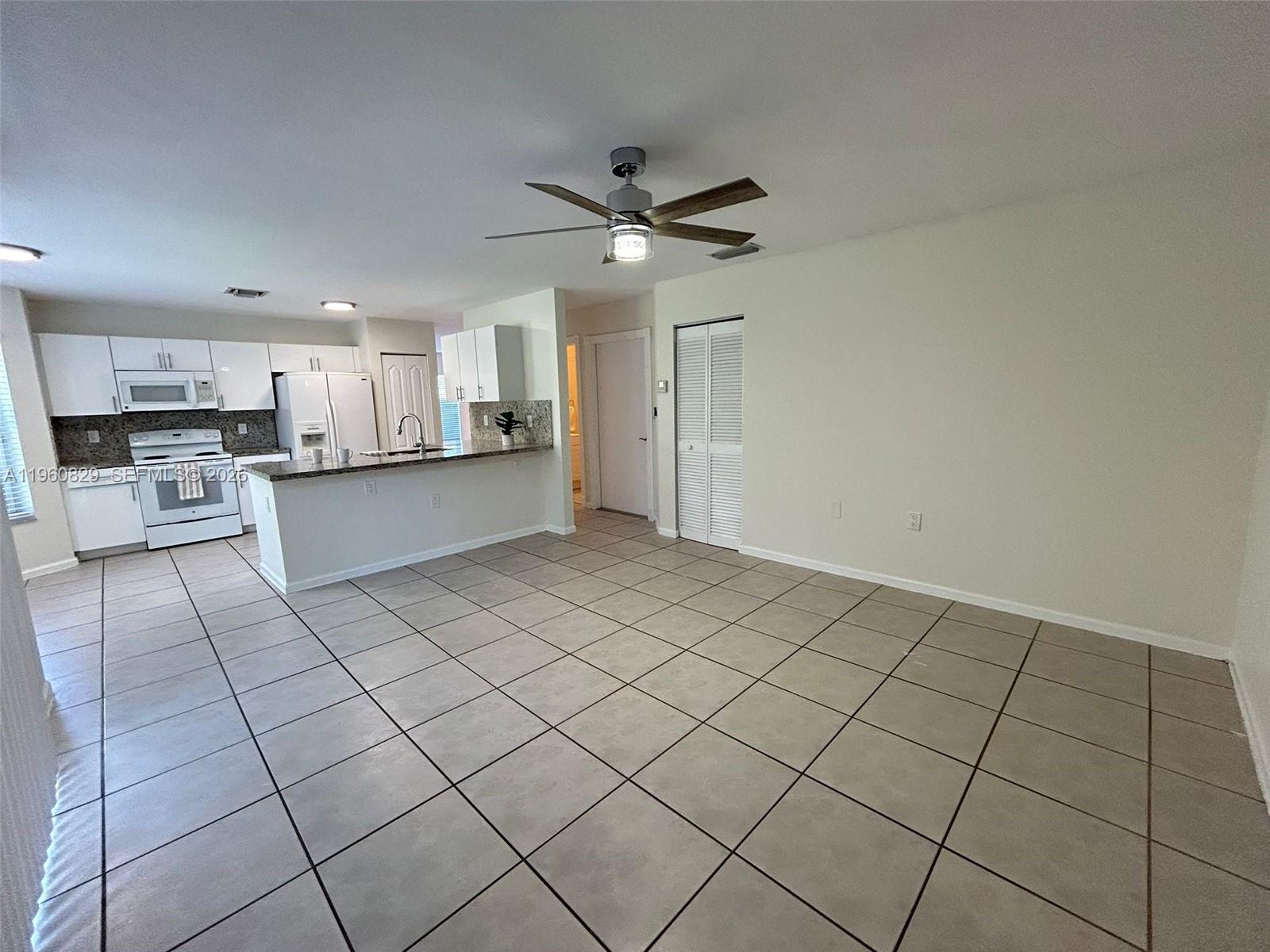 9204 Southwest 167th Place Miami, FL 33196 - Photo 18 of 53