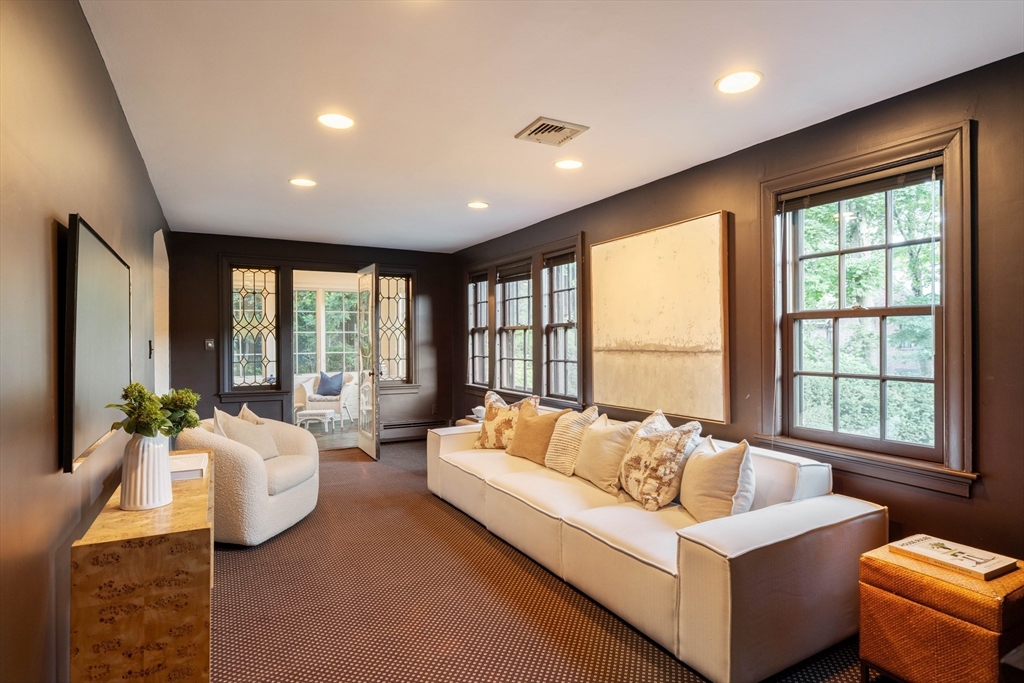 16 Lancaster Road Newton, MA 02458 - Photo 6 of 27