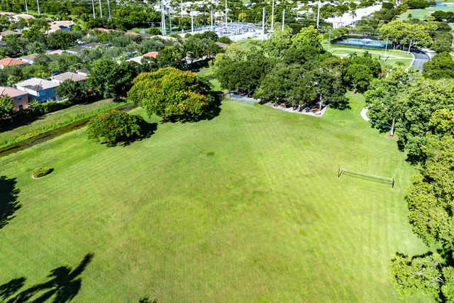 $2,195 | 1951 Brandywine Road, Unit 207, West Palm Beach, FL 33409