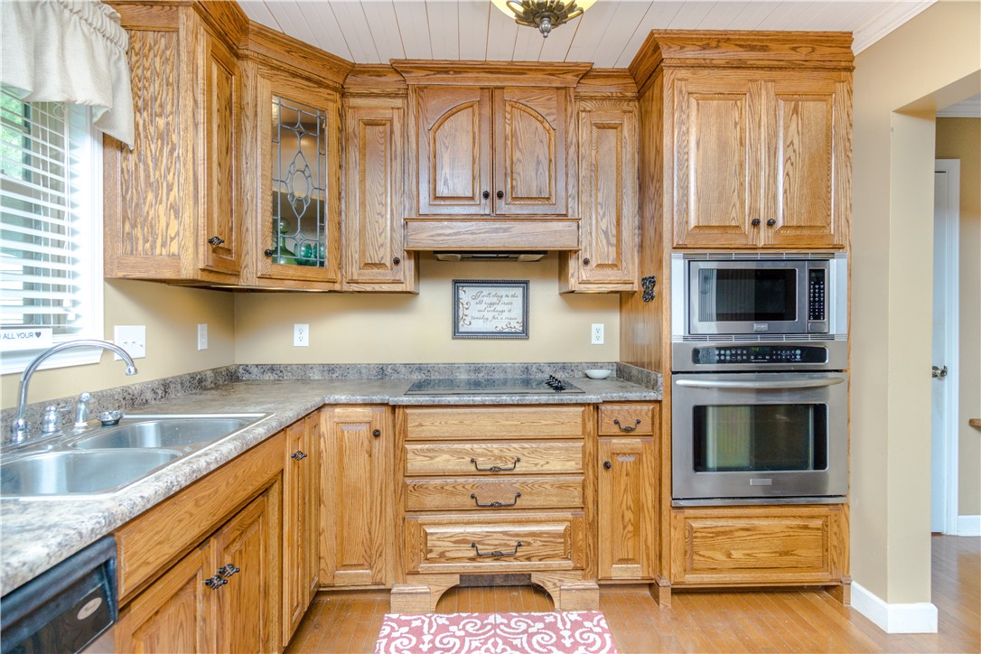 121 Fox Fire Road Central, SC 29630 - Photo 10 of 50
