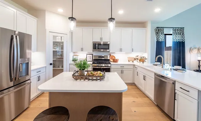 $388,407 | 30919 Peak Pass Drive, Waller, TX 77484