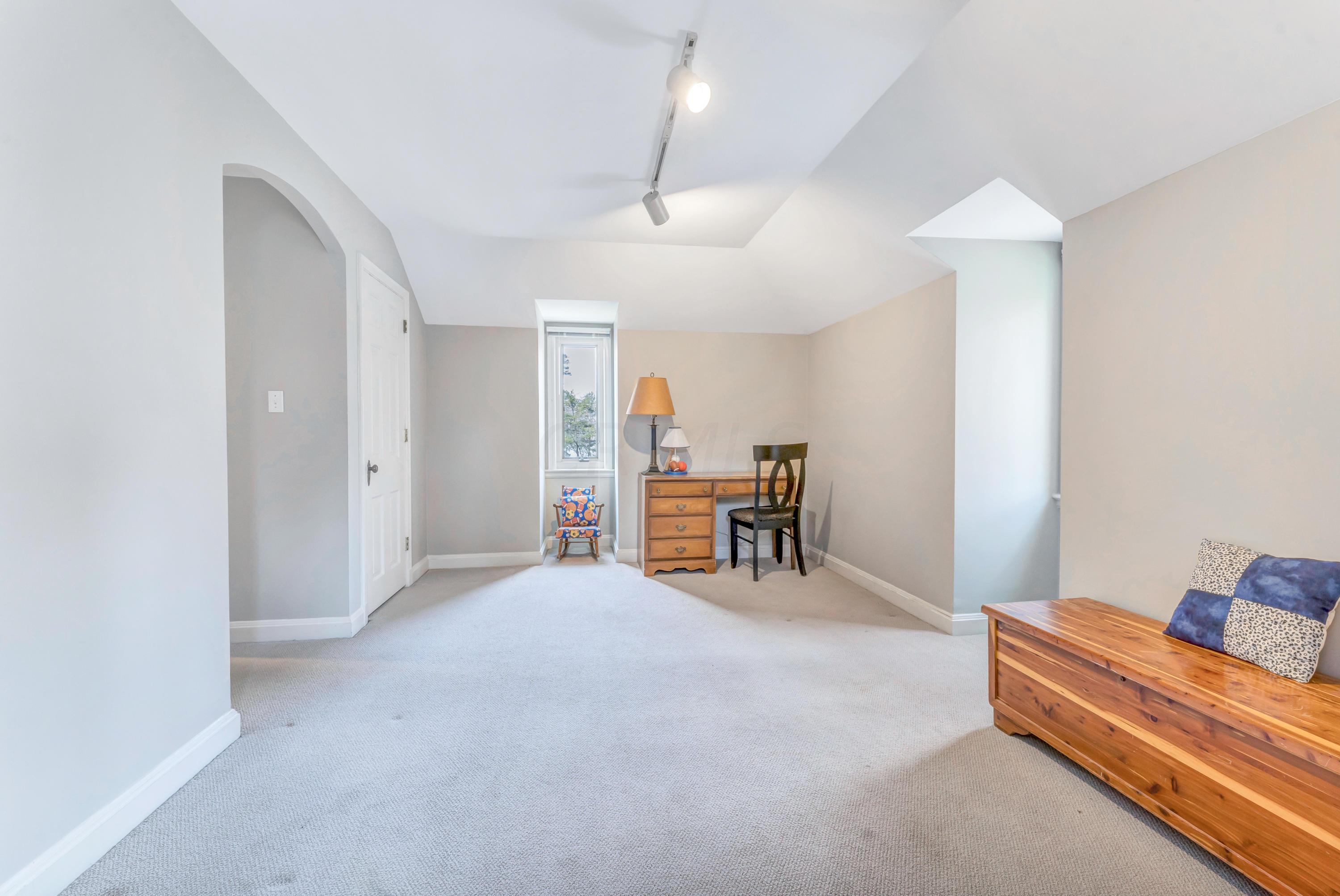 2722 Bexley Park Road Columbus, OH 43209 - Photo 25 of 45