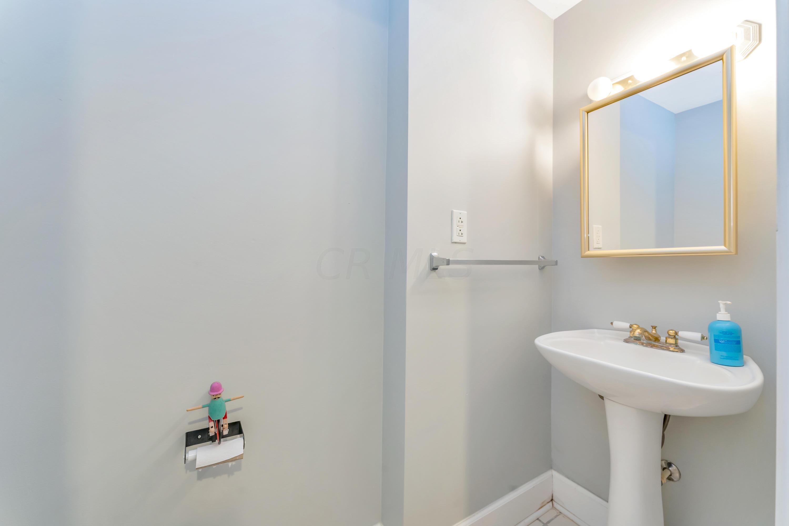 2722 Bexley Park Road Columbus, OH 43209 - Photo 40 of 45