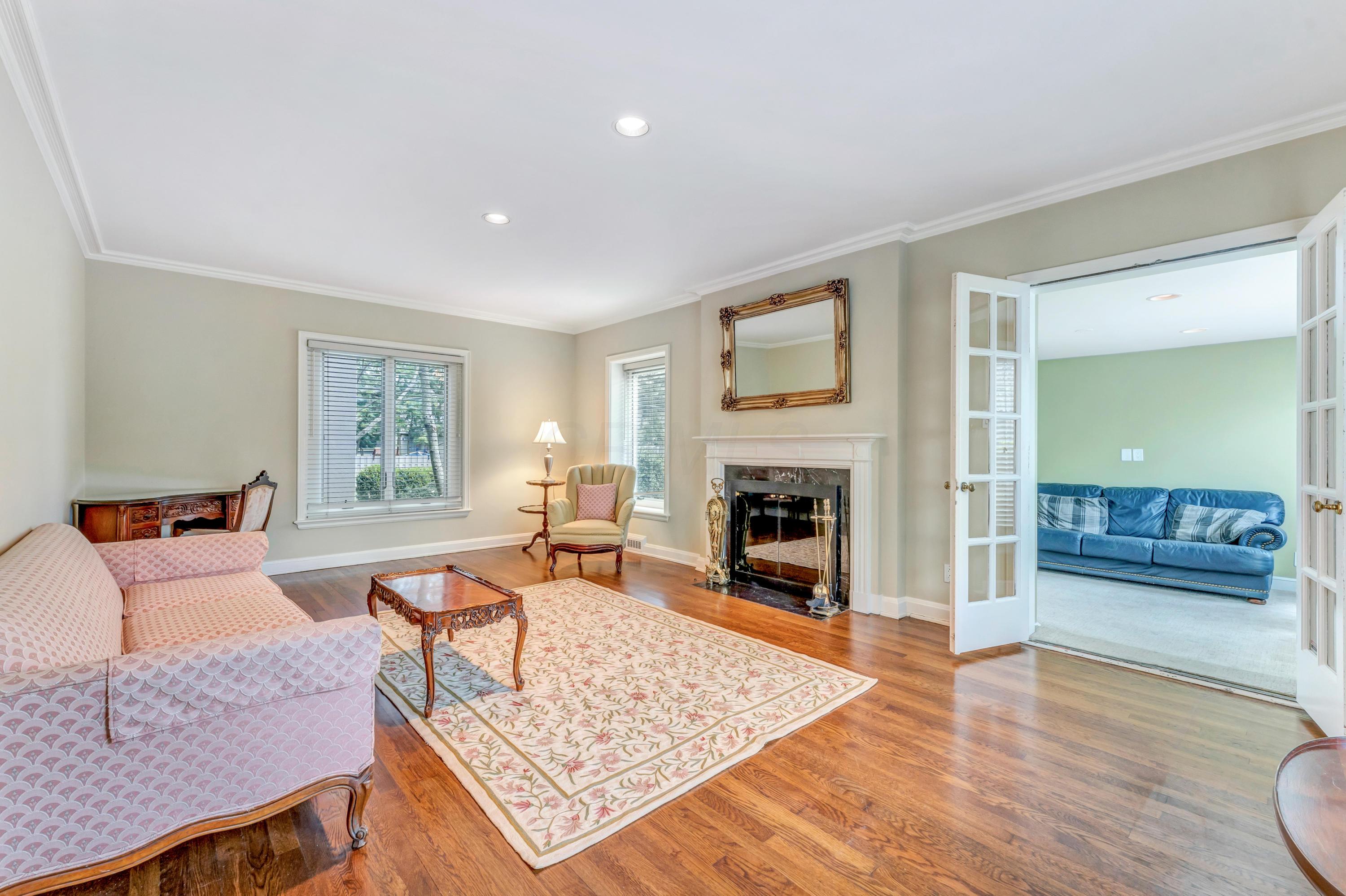 2722 Bexley Park Road Columbus, OH 43209 - Photo 4 of 45