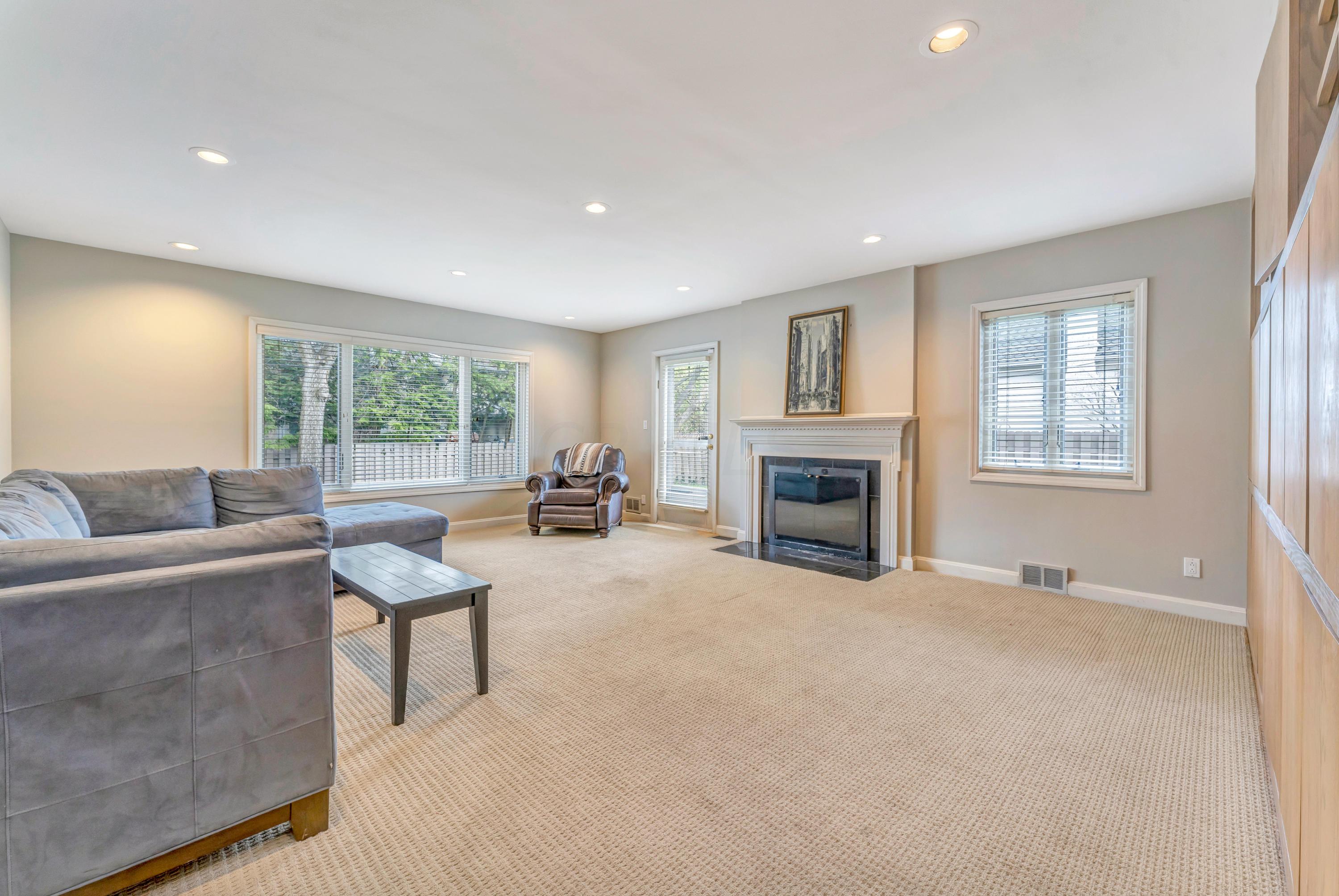 2722 Bexley Park Road Columbus, OH 43209 - Photo 5 of 45