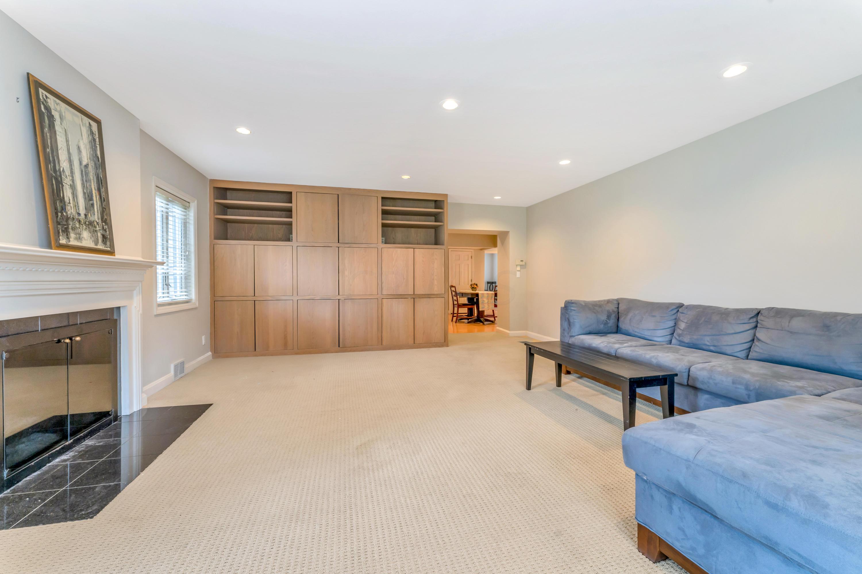 2722 Bexley Park Road Columbus, OH 43209 - Photo 6 of 45