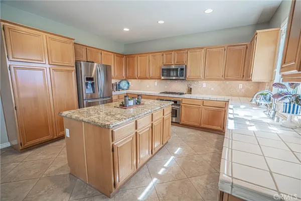 $1,099,000 | 28076 Bridlewood Drive, Castaic, CA 91384