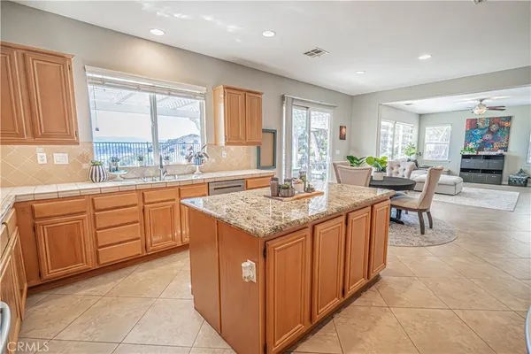 $1,099,000 | 28076 Bridlewood Drive, Castaic, CA 91384