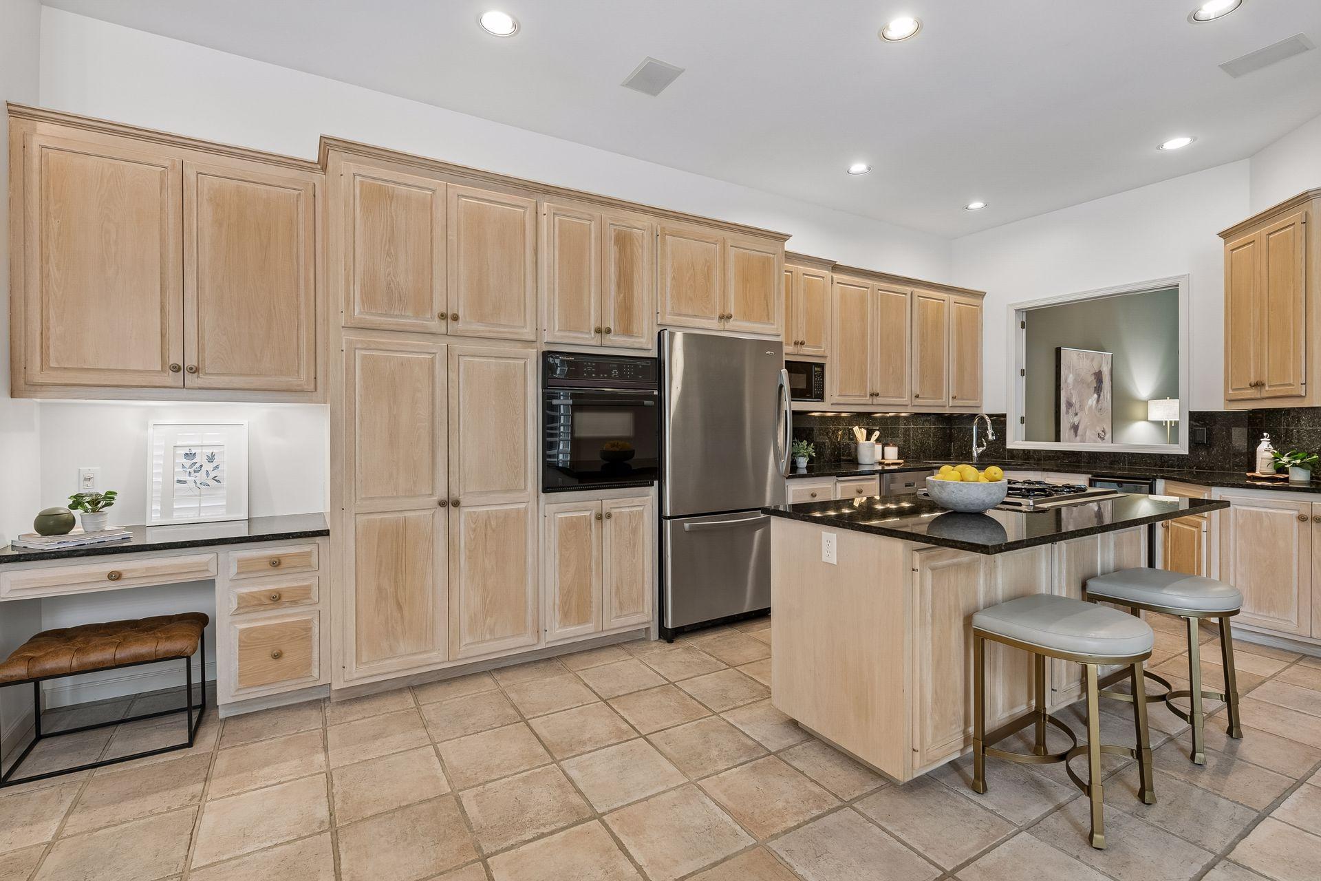 7238 Lewis Ridge Parkway Edina, MN 55439 - Photo 10 of 33