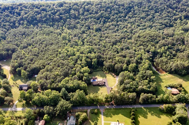 $739,000 | 446 Jamestown Road, Menlo, GA 30731