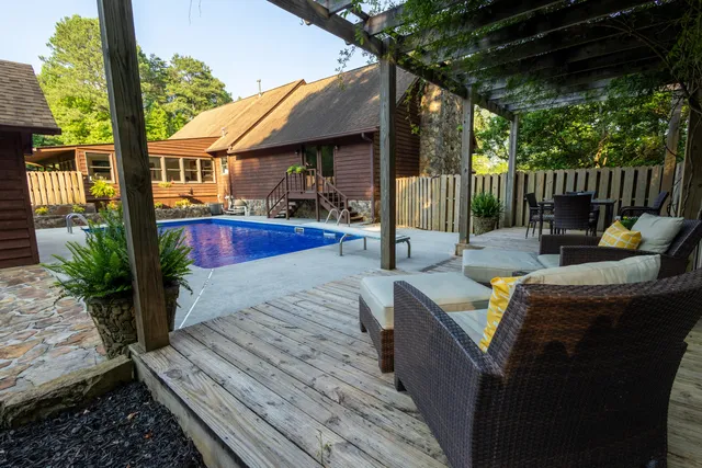 $739,000 | 446 Jamestown Road, Menlo, GA 30731