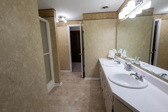 $739,000 | 446 Jamestown Road, Menlo, GA 30731