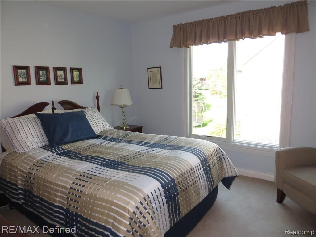 1069 Bloomview Circle Rochester, MI 48307 - Photo 20 of 25