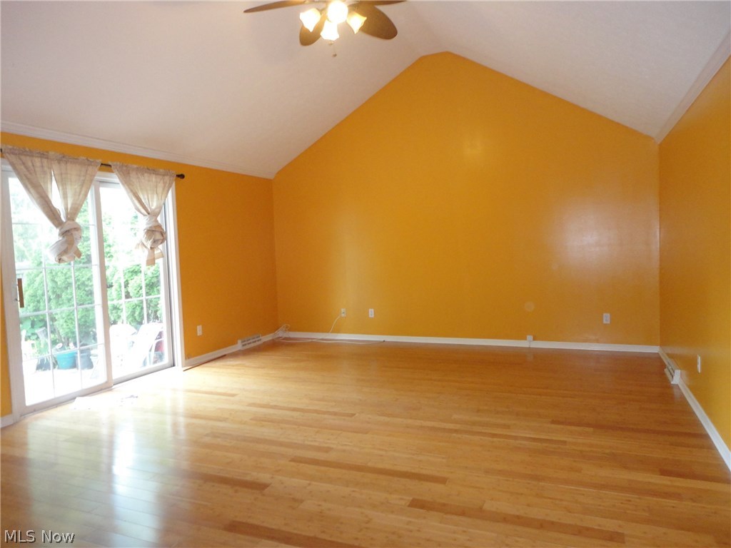 5945 Ravine Boulevard Cleveland, OH 44134 - Photo 6 of 28
