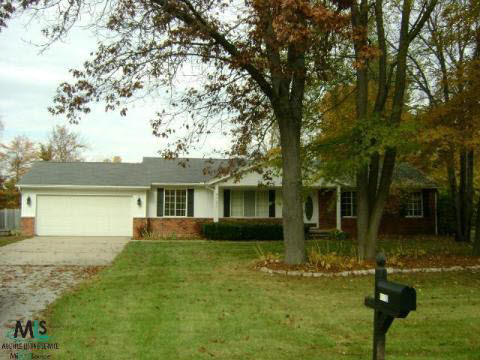 4080 Devonshire Road Fort Gratiot, MI 48059 - Photo 2 of 10 925078-1.JPG